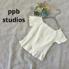 ppb studios Tシャツ　シャーリング　スクエアネック　タイトT　オフ白