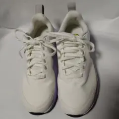 NIKE　レディース　スニーカー　エアマックス ニュアクシス