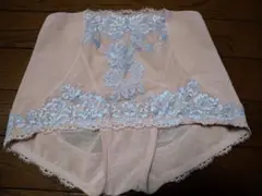 Item thumbnail for item 2d91ad87-85dd-41bd-b61a-cd72ddf9b0e1