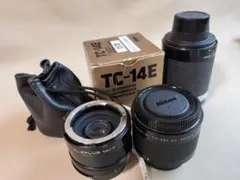 Item thumbnail for item fee7b7f5-cee0-44e8-ab5d-bdb0b31f8e0f