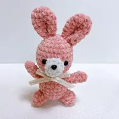 【ハンドメイド】あみぐるみ　うさぎ　ピンク　プリンセスモール　セリア
