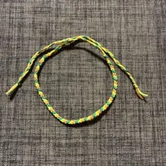 ミサンガ