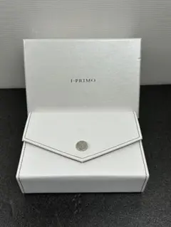 未使用I-PRIMO アイプリモ　オリジナル　ジュエリーケース　ホワイト　箱付き