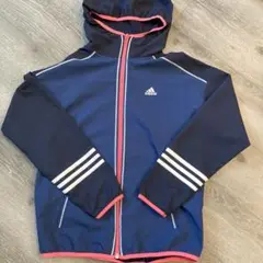 adidas フード付きネイビーアウター J/S