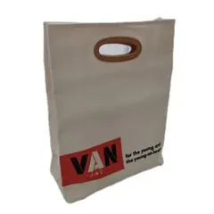 Item thumbnail for item 8e994382-b753-489c-bdf7-450540136df2