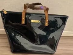 ルイ ヴィトン ヴェルニ ベルヴュー ネイビー