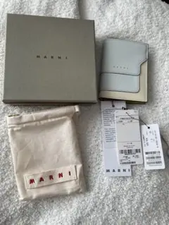 マルニ 折り財布 tomorrow land 美品