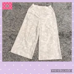 値下げ　ワイドパンツ　柄　ホワイト　サイズM