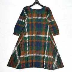 Item thumbnail for item 305baf4c-0d36-4e56-b751-abb94e96281c
