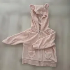 おしりの羊が可愛い ピンクのフード付きアウターとパンツセット