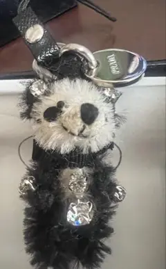 【良品】PRADAプラダ　うさぎ　チャーム　キーホルダー　匿名配送❤︎ 良品】PRADAプラダうさぎチャームキーホルダー匿名配送❤︎