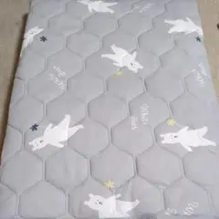 クマ柄 敷きパッド 140x205cm