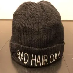 ニット帽 刺繍 BAD HAIR DAY ブラック ビーニー ニットキャップ