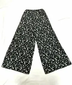 EMODA エモダ　花柄　ワイドパンツ　黒　サイズS