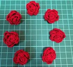 薔薇　ハンドメイドパーツ　ぷっくり薔薇