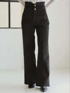 SNIDEL （スナイデル）ハイウエストフレアデニムパンツ