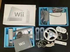 Nintendo Wii 本体と付属品