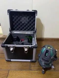 VOICE レーザー墨出し機 VLG-3X