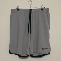 NIKE トレーニングパンツ
