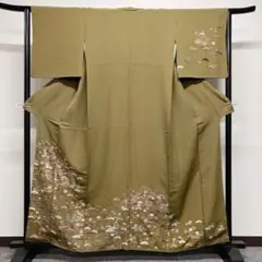 ウグイス色に刺繍の訪問着 着物