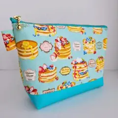 パンケーキ柄×帆布・まち付きポーチ