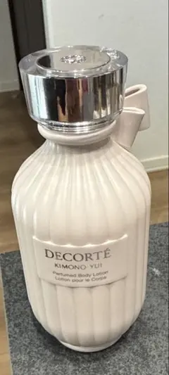 DECORTE KIMONO YUI ボディローション 200ml