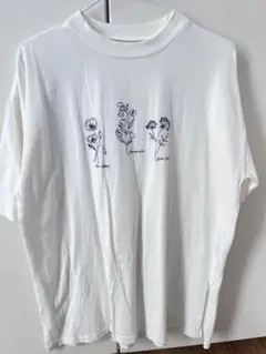 花プリント Tシャツ