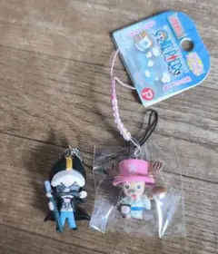 ワンピース ストラップ チョッパー、トラファルガーロー 2個セット