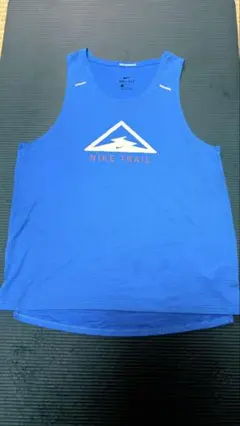 NIKEトレイル　タンクトップMサイズ