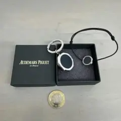 オーデマピゲ キーリング シルバー×ブラック キーホルダー ノベルティー 未使用 オーデマピゲ キーリング シルバー×ブラック