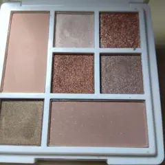 Love Liner アイシャドウパレット 7色