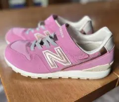 Item thumbnail for item cc214795-ac8c-4c5e-b5eb-73240d904f60