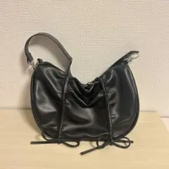 ブラックショルダーバッグ ドレープデザイン