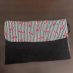 赤いリボン柄防災頭巾カバー