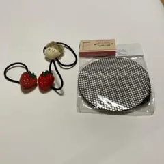 【まとめ】木製　いちご髪ゴム２個　ヘアネット（未使用）　ヘアピン ドール髪ゴム