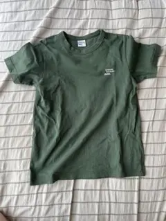オリーブグリーン Tシャツ キャラクター