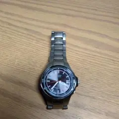CITIZEN アテッサエコ・ドライブ　チタン　ボタン不良