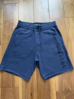 Abercrombie & Fitch ネイビー ショートパンツ XS