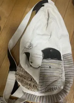 斜めがけバックパック