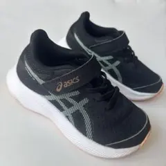 美品ASICS 17cmキッズメッシュブラック スニーカー ベルト付き
