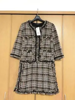 Item thumbnail for item 1ca5df57-df5d-4da5-ac22-4d2685ad9066