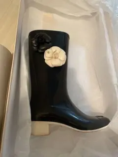 CHANEL カメリアレインブーツ
