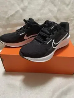 【美品】NIKE DownShifter13 ランニング　24.5