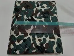 85.キルティング＊生地＊迷彩柄＊90×55cm