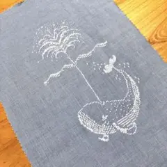 クロスステッチ完成品　クジラの歌　☆エレーヌ