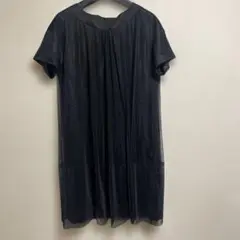 OP15ivory court黒いひざ丈ワンピース 半袖 プリーツデザイン