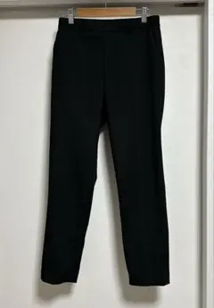 UNIQLO ユニクロ　アンクルパンツ　ブラック