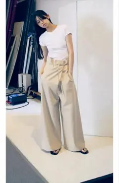 ZARA完売品☆ハイウエストパンツ☆新品タグ付き