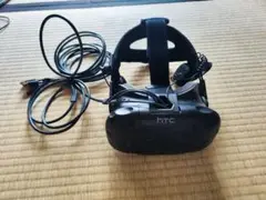 HTC Vive VRヘッドセットとコントローラーセット
