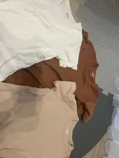 ユニクロ　Tシャツ3枚セット　Sサイズ2枚　M8サイズ1枚